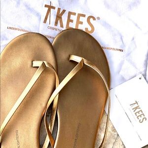 💥 Bronze Metallic Tkees Flip Flop Slides in EUC💥